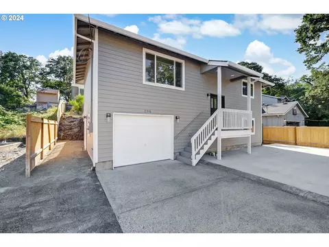 295 S 7th St, Saint Helens, OR 97051