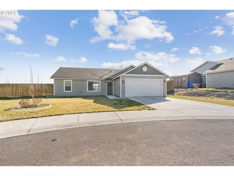 1509 Elm Pl, Umatilla, OR 97882