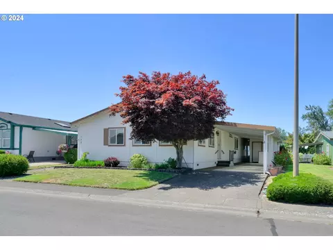 3355 N Delta Hwy #153, Eugene, OR 97408