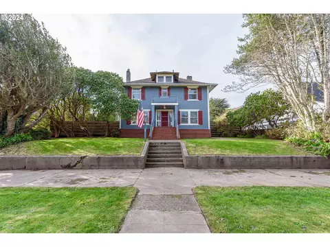 893 S 5th St, Coos Bay, OR 97420
