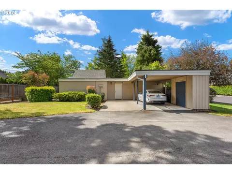 1615 Best Ln, Eugene, OR 97401