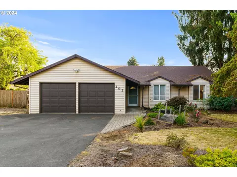 202 Frances St, Molalla, OR 97038
