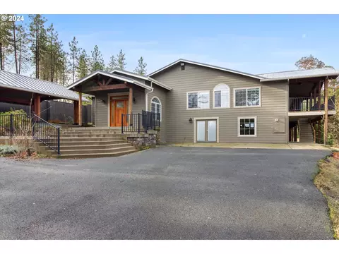 1280 Grays Creek Rd, Grants Pass, OR 97527