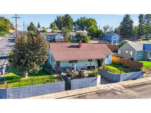 View/Area - 1302 SW Goodwin Pl, Pendleton, OR 97801 photo 3 of 5