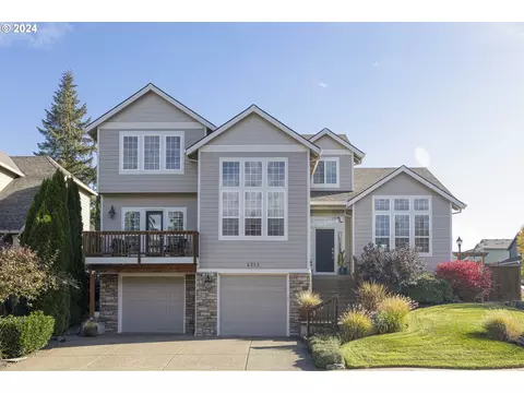 4712 E Masters Dr, Newberg, OR 97132