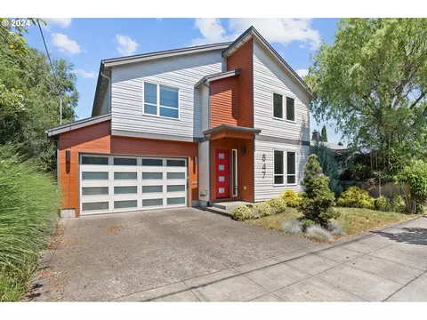 847 N Russet St, Portland, OR 97217