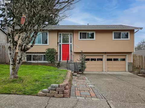 18850 NW Idanha St, Portland, OR 97229