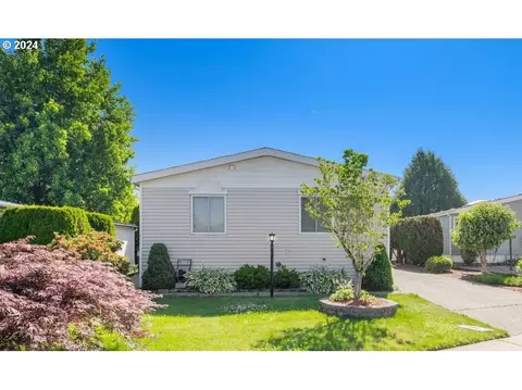 5101 NE 121st Ave #117, Vancouver, WA 98682