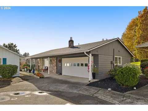 16475 SW Royalty Pkwy, King City, OR 97224