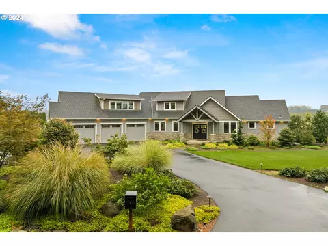 15560 NEilers Rd, Aurora, OR 97002