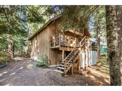 30616 E Ski Haus Ln, Government Camp, OR 97028