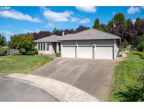 1908 NW 140th Cir, Vancouver, WA 98685
