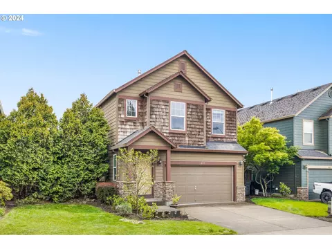 859 NW 2nd Ave, Canby, OR 97013
