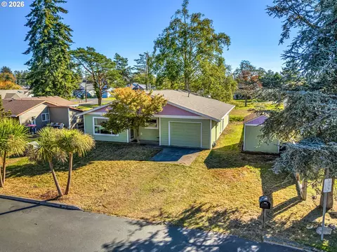 134 SW Cedar Ave, Warrenton, OR 97146
