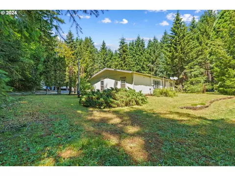 30871 Kenady Ln, Cottage Grove, OR 97424