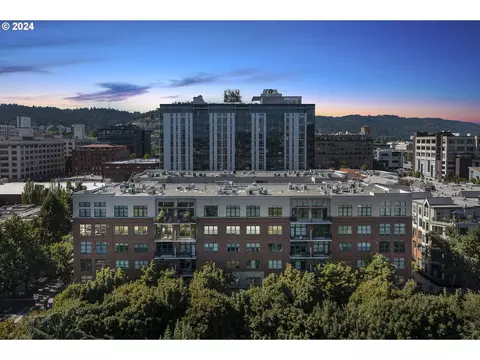 821 NW 11th Ave #509, Portland, OR 97209