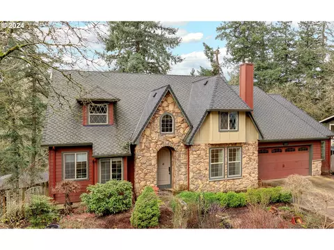 15595 SE Fairoaks Ave, Milwaukie, OR 97267