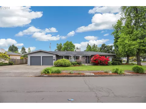 1410 Flintridge Ave, Eugene, OR 97401