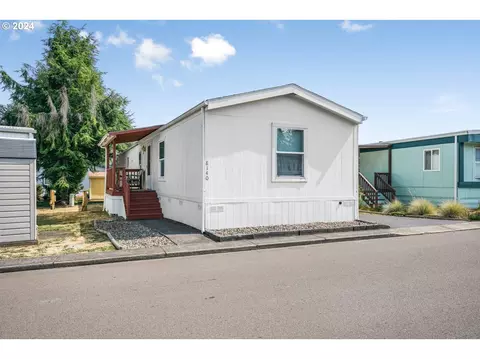 8140 SE Poppy St, Milwaukie, OR 97267