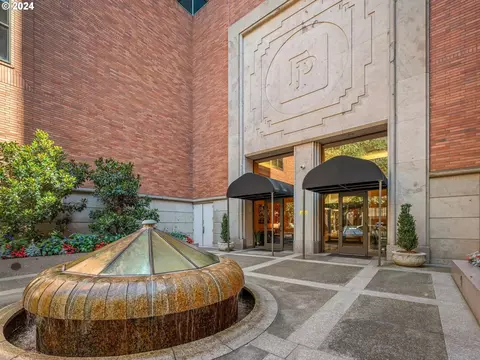 1414 SW 3rd Ave #3001, Portland, OR 97201