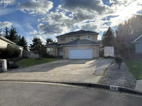 206 Cypress Ct, Winchester, OR 97495