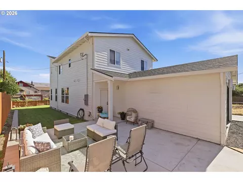 1224 E 8th St, The Dalles, OR 97058 photo 39