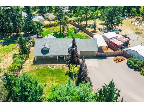 8570 Aumsville Hwy SE, Salem, OR 97317