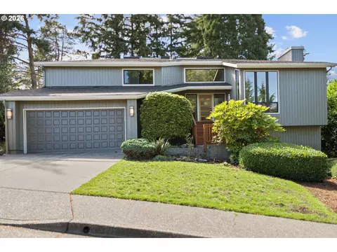 1410 Woodland Ter, Lake Oswego, OR 97034