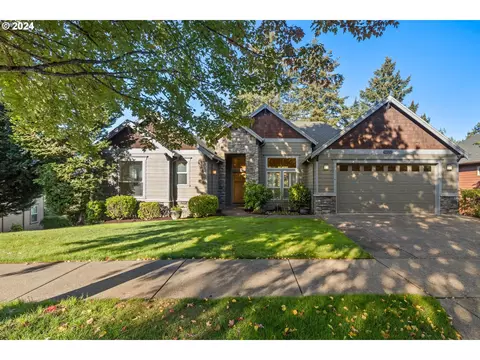 3272 Ridge Pointe Dr, Forest Grove, OR 97116