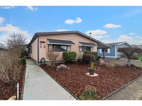 507 NE 99th St #70, Vancouver, WA 98665