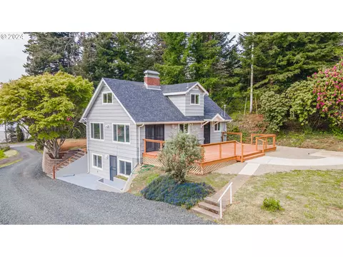 66013 N Bay Rd, North Bend, OR 97459