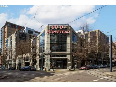 1030 NW 12th Ave #218, Portland, OR 97209