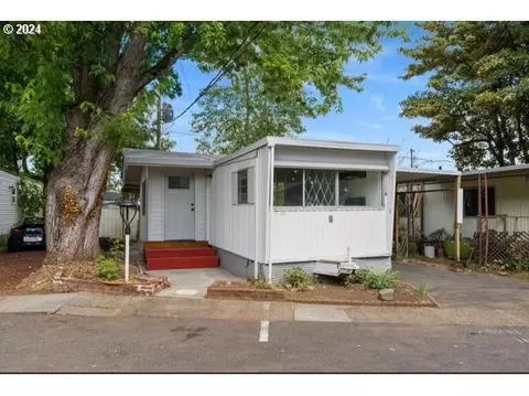 10835 SE Powell Blvd #10, Portland, OR 97266