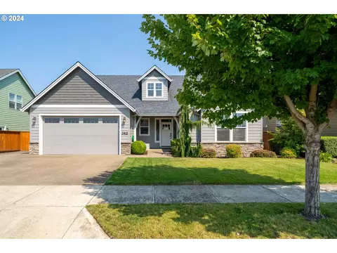 342 SE 16th Ave, Canby, OR 97013