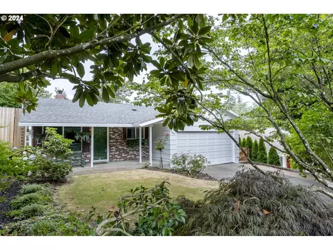 6909 SW 54th Ave, Portland, OR 97219