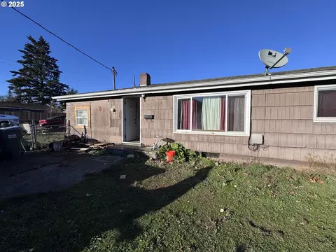 7651 SE Harney St, Portland, OR 97206
