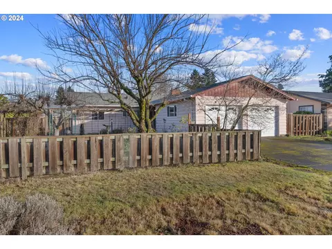 1220 SE 16th Ave, Hillsboro, OR 97123