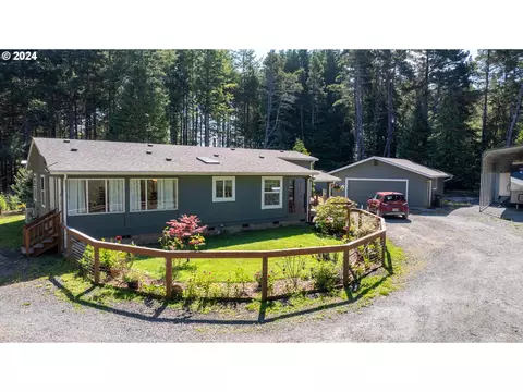 53487 Morrison Rd, Bandon, OR 97411