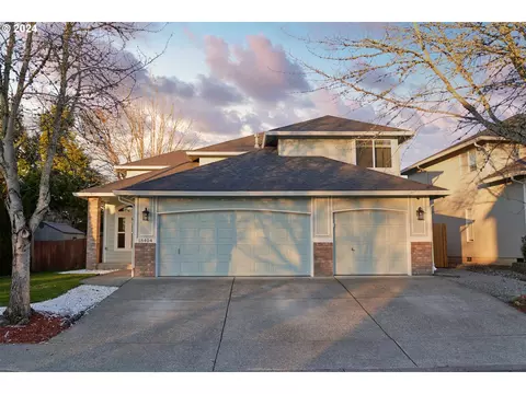 18404 SE 24th St, Vancouver, WA 98683