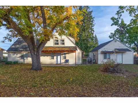 2400 E 25th St, Vancouver, WA 98661