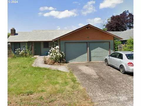 3768 Peppertree Dr, Eugene, OR 97402