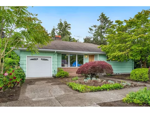 11046 NE Flanders St NE, Portland, OR 97220