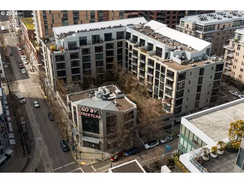 1030 NW 12th Ave #312, Portland, OR 97209