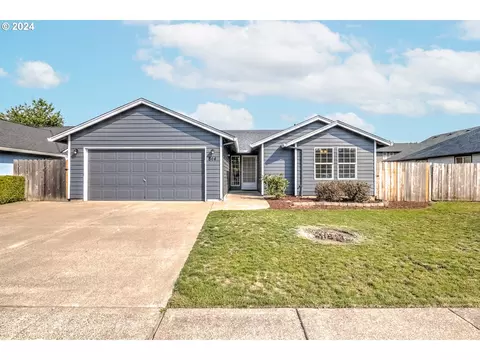 844 S Palmetto St, Cornelius, OR 97113