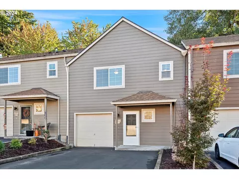 7155 SW Sagert St #109, Tualatin, OR 97062
