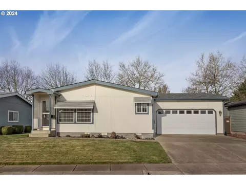 5253 Glenn Ellen Dr, Eugene, OR 97402