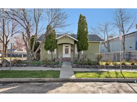 1003 2nd St, La Grande, OR 97850