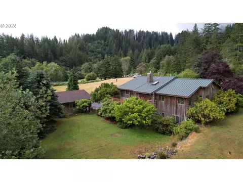 89801 Upper North Fork Rd, Florence, OR 97439