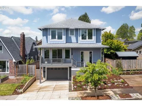 2715 SE Harrison St, Portland, OR 97214