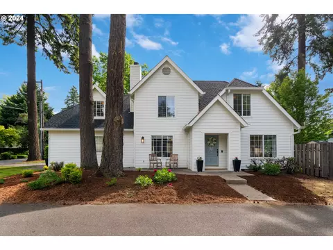 5142 Rosewood St, Lake Oswego, OR 97035